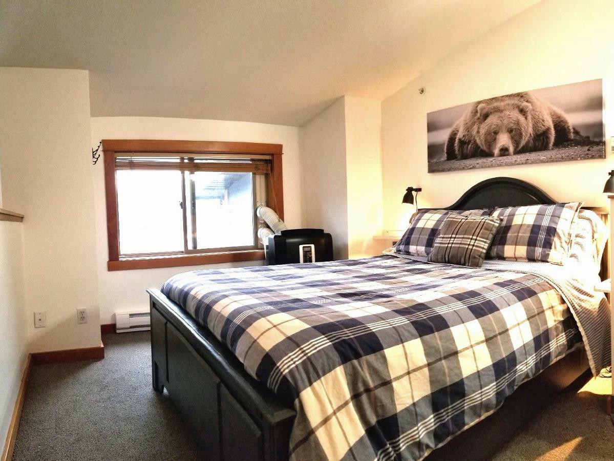 Downtown Loft, Mountain Views, Fireplace, Couple'S Retreat, Walker'S Paradise Canmore Exterior foto