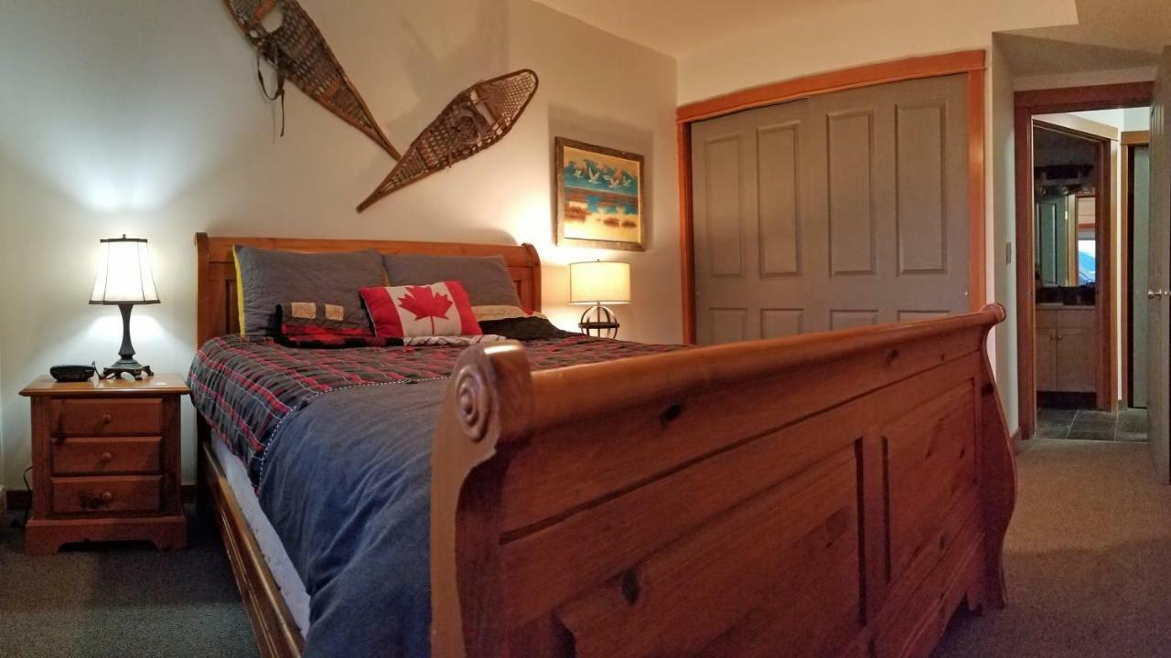Downtown Loft, Mountain Views, Fireplace, Couple'S Retreat, Walker'S Paradise Canmore Exterior foto